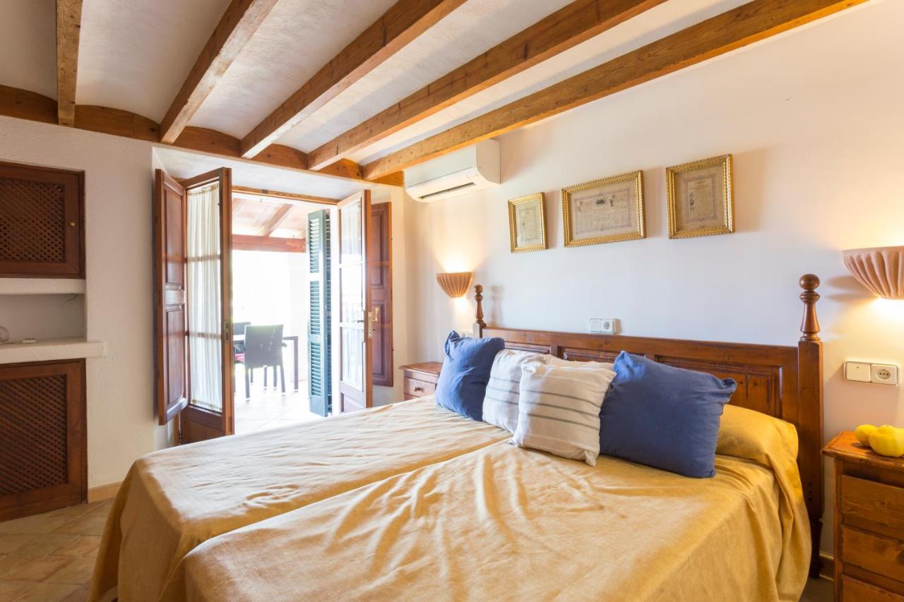 Puerto De Pollensa Villas And Apartments, With Private Mountain Ideal For Runners, Trailers,Near Puerto Pollensa Beach Approximately 5 Minutes Walking, Unique Experience In A Ullal Old Typical Mallorca House With Private Mountain And Near To The Beac 外观 照片