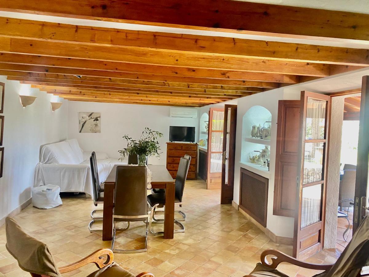 Puerto De Pollensa Villas And Apartments, With Private Mountain Ideal For Runners, Trailers,Near Puerto Pollensa Beach Approximately 5 Minutes Walking, Unique Experience In A Ullal Old Typical Mallorca House With Private Mountain And Near To The Beac 外观 照片